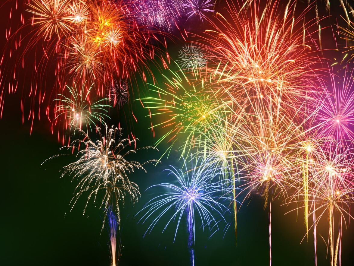 4 3 feu d’artifice