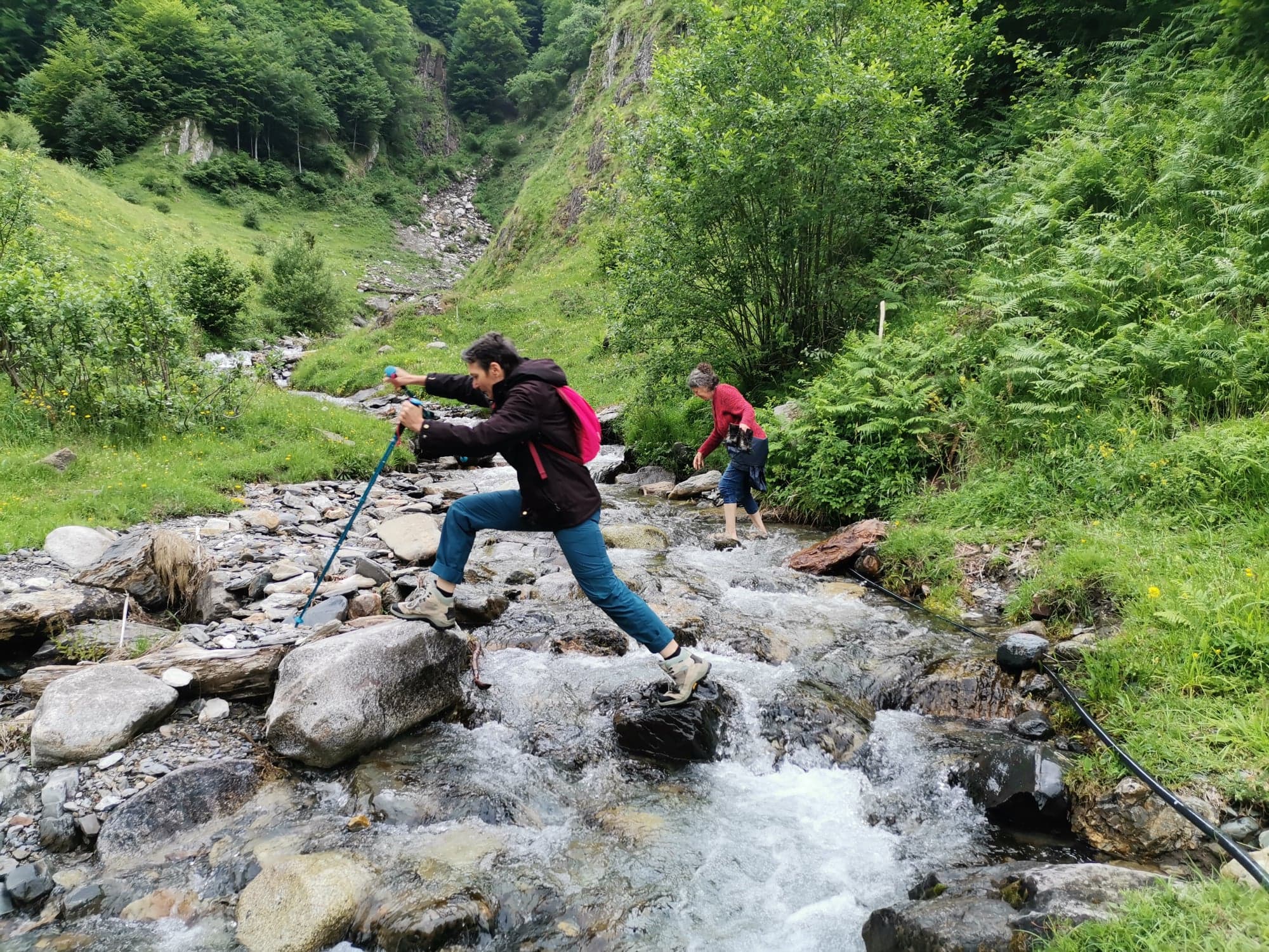 Nelly jeun 2022 passage ruisseau