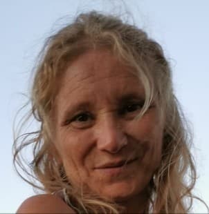Laetitia seule